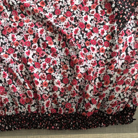 Cute floral top casual summer blouse plus size - Picture 2 of 5